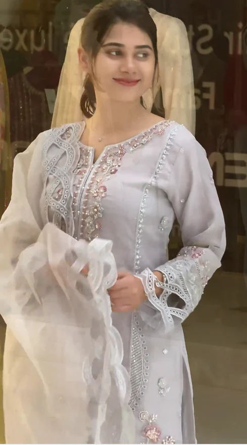 Women's Rayon Embroidered Kurta, Pant with Dupatta Set - Image 3